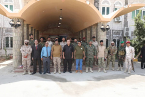 فريق هيئة رئاسة يشيد بجهود اللواء الأول حرس رئاسي بالمكلا 