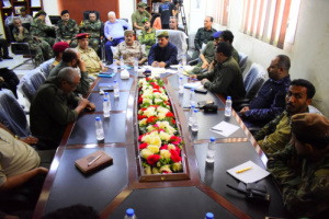 نائب مدير شرطة العاصمة عدن يترأس اجتماعاً استثنائياً بقادة الوحدات الأمنية والعسكرية