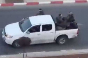 تسلل عشرات المسلحين الفلسطنيين لداخل المستوطنات ومواجهات مع قوات الاحتلال الإسرائيلي