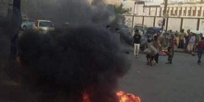 مصدر أمني في عدن يُحذر من أي أعمال شغب او اثارة الفوضة وقطع الطرقات