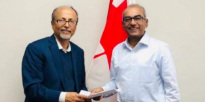 عضو فريق الحوار يبحث مع برلماني كندي تجربة الحوار الوطني الجنوبي