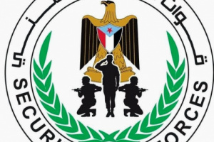 حزام ساحل أبين يصدر بيانًا ويحذر من محاولات المساس بأمن الخط الدولي