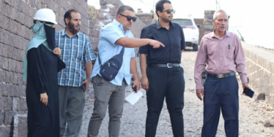 صندوق الطرق يسلم مشروع صيانة طريق راس مربط بمديرية التواهي للجهة المنفذة
