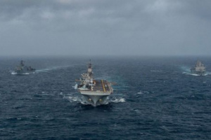 فقدان اثنين من البحرية الأمريكية بساحل الصومال 