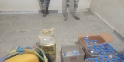 شرطة شبوة تضبط مصنع محلي للخمور بمدينة عتق