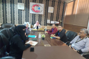 مدير عام مستشفى الصداقة تعقد اجتماعاً مشتركاً لتقييم أداء العمل في عدد من الأقسام
