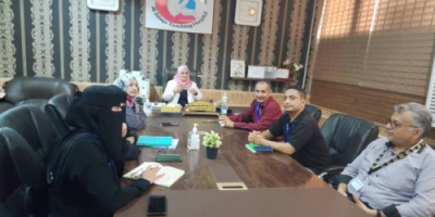 مدير عام مستشفى الصداقة تعقد اجتماعاً مشتركاً لتقييم أداء العمل في عدد من الأقسام