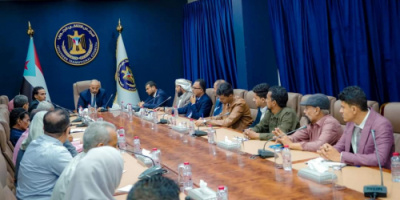 الرئيس الزُبيدي يترأس اجتماعاً استثنائياً للهيئة التنفيذية لانتقالي العاصمة عدن