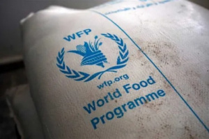 برنامج الأغذية العالمي يعلق برنامج الوقاية من سوء التغذية الحاد في اليمن