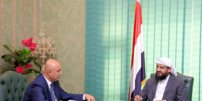 المحرّمي يطلع على المشاريع المستقبلية لقطاع الاتصالات 