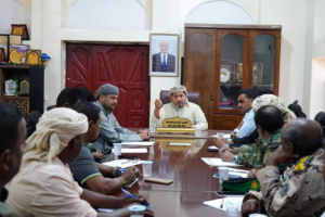 محافظ سقطرى يترأس إجتماع باللجنة الأمنية في المحافظة