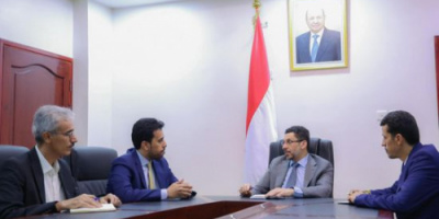 الغيثي: ندعم جهود رئيس الوزراء لتوفير الخدمات والمرتبات 