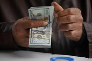 أسعار صرف العملات الأجنبية اليوم السبت في عدن وحضرموت