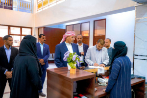 الرئيس الزُبيدي يتفقد مستوى الانضباط الوظيفي والالتزام بالدوام الرسمي في هيئات المجلس 
