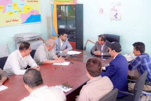 المحافظ بن الوزير يؤكد على عدم التهاون في القضايا التي تلامس الخدمات الأساسية للمواطنين