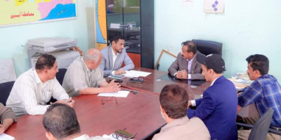 المحافظ بن الوزير يؤكد على عدم التهاون في القضايا التي تلامس الخدمات الأساسية للمواطنين