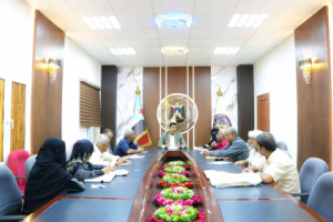 انتقالي العاصمة عدن يعقد لقاءً تشاورياً برؤساء أقسام إدارة الشهداء والجرحى بالمديريات