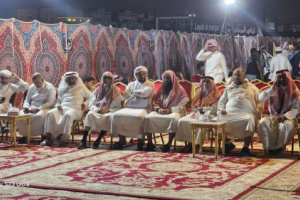 الوالي والمشوشي يقدمان واجب العزاء لأسرة الفقيد الشيخ عطاف محمد بن عطاف في مدينة جدة 