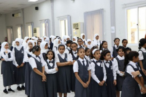 محافظة حضرموت تعد المعلمين بصرف رواتب مارس