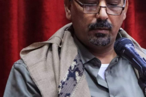 نائب رئيس انتقالي شبوة يؤدي واجب العزاء في وفاة الشيخ هادي العرز القميشي 
