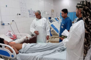 الوكيل الشبحي يتفقد جرحى الجبهات في مستشفيات العاصمة عدن