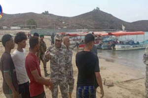 مدير الأمن البحري قطاع عدن يتفقد سير الخطة الأمنية في عيد الفطر