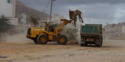 فتح ممرات السيول في حضرموت تحسبا للمنخفض الجوي