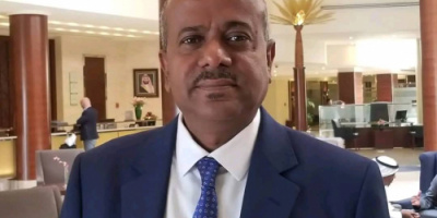 الكثيري يُبارك للخليفي الفوز وانتخابه رئيساً للإتحاد العربي للسباحة والألعاب المائية