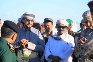 رئيس انتقالي شبوة يتقدم مستقبلي جثمان الفقيد اللواء أحمد مساعد حسين