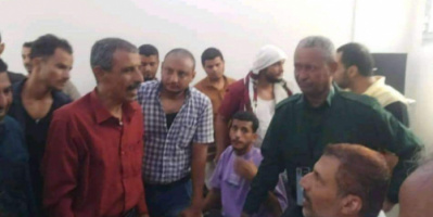 انتقالي العاصمة عدن يتفقد سير أعمال مصلحة الأحوال المدنية بالمنصورة