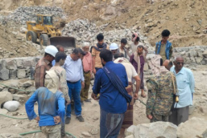 لجنة من وزارة الزراعة تتفقد الأعمال الإنشائية لسدّي الناشع وكلتاه في الضالع
