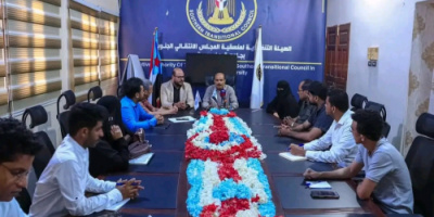 نائب رئيس انتقالي حضرموت يزور منسقية الجامعة ويشيد بدورها