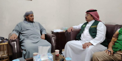 محافظ سقطرى يناقش مع مدير مكتب البرنامج السعودي تفعيل عدد من المشاريع الحيوية