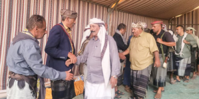 رئيس انتقالي شبوة يشارك في عقد صلح قبلي بين آل فريد بمديرية الصعيد