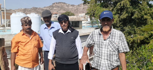 مدير عام الشعيب يتفقد سير العمل في مشروع تأهيل الشبكة الكهربائية بمستشفى الشهداء الثلاثة