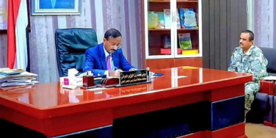 المحافظ ابن الوزير" يؤكد على ضرورة تعزيز دور فرع خفر السواحل بشبوة