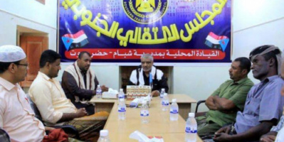 رئيس انتقالي شبام يلتقي برئيس نادي شبام ورؤساء مجمعاته