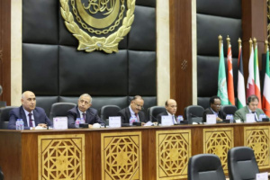 وزير النقل يوجه دعوة للشركاء والمستثمرين العرب والأوربيين 