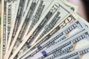 سعر الدولار في عدن وحضرموت اليوم السبت 7 - 12 - 2024