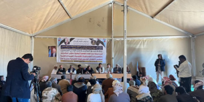 فريق التواصل السياسي يلتقي بالمشايخ والأعيان وأعضاء الجمعية الوطنية والمستشارين بمديرية حات