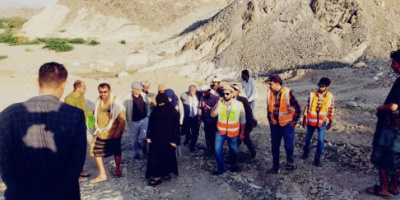 فريق التواصل وتعزيز الوعي السياسي في الانتقالي يتفقد الأعمال الإنشائية في سد حسان بأبين