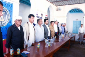 فريق التواصل يعقد لقاءً مع الشخصيات الاجتماعية ومنظمات المجتمع المدني بحجر ويلتقي مدير عام المديرية