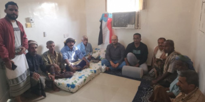 نائب رئيس تنفيذية انتقالي حضرموت يطمئن على صحة المناضل عبدالواحد باديان بالمكلا