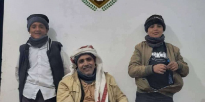 قوات دفاع شبوة تنجح في العثور على طفلين مفقودين وتسلمهما لوالدهما