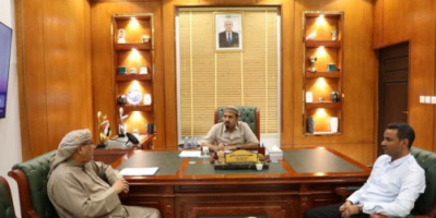 المحافظ بن ماضي يطلع على خطة كهرباء وادي وصحراء حضرموت للعام 2025م