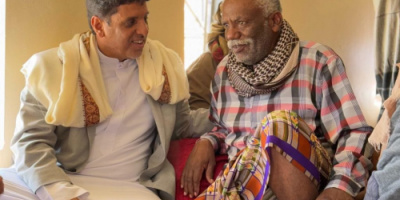 الشيخ باكريت يزور السياسي المخضرم سهيل يسلم نصيب في منزله بحبان شبوة