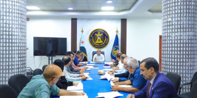 الأمانة العامة تناقش تقرير المشهد الاقتصادي والخدمي بمختلف محافظات الجنوب