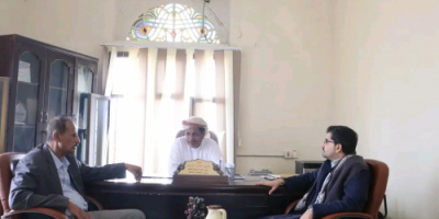 فريق التواصل يلتقي مدير عام مديرية منعر لمناقشة احتياجات المواطنين