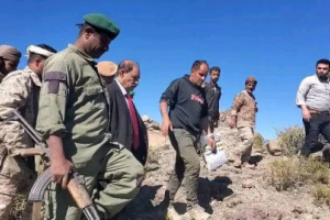 محافظ الضالع يتفقد المرابطين في جبهات القتال بمريس