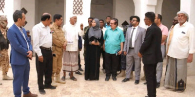 فريق التواصل يزور مركز الفقيد محمد المديحج ”المدرسة الوسطى“ بغيل باوزير